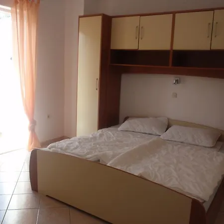 Lucica 3120 * Rab Town