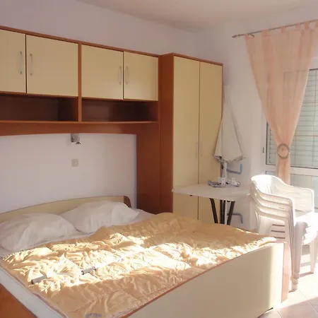 Lucica 3120